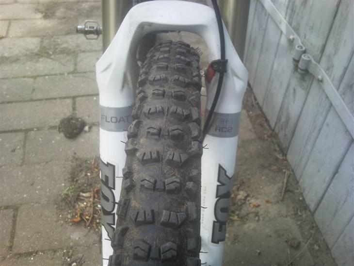 {{currentPhoto.altText}} billede {{currentPhoto.number}}