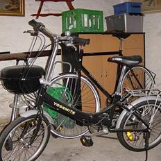 Yosemite Mini Biker "Geden"