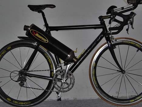 Principia Rex Pro - sjov eller plat... Med min Akrapovic mc-udstødning billede 8