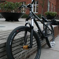 Spank Smoke LTD SOLGT!