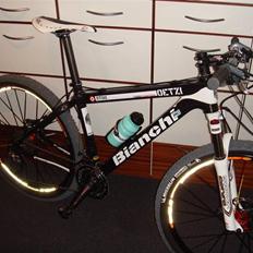 Bianchi OETZI 9700 CARBON