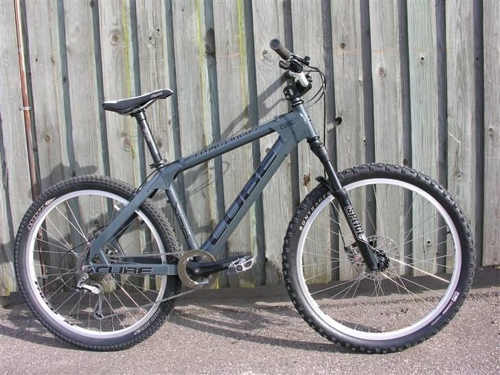 Cube Flying Circus ---SOLGT--- billede 1