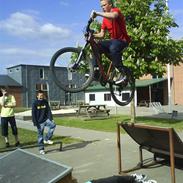Haro escape