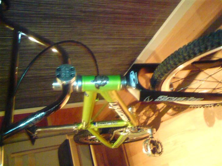 Redline *Redman * SOLGT billede 8