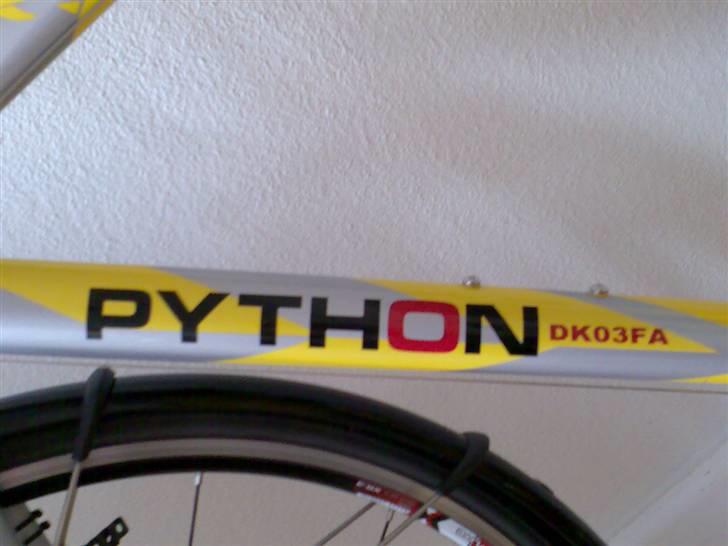 Python DK03FA billede 3