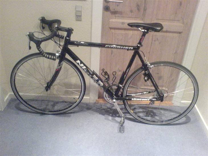 {{currentPhoto.altText}} billede {{currentPhoto.number}}