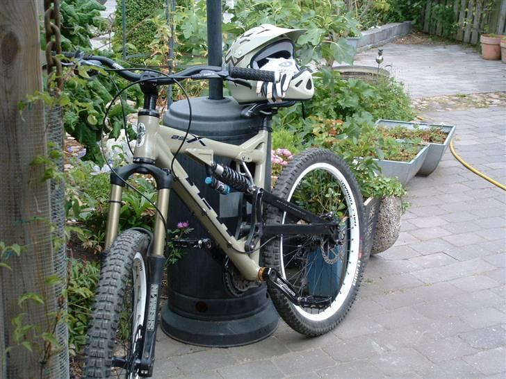 Yeti AS-X ( Solgt )  billede 1