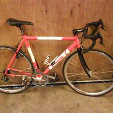 X-treme  X1400 Team Replica