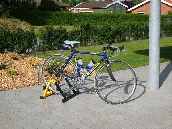 Bianchi mega pro - L ( til salg ) billede 1
