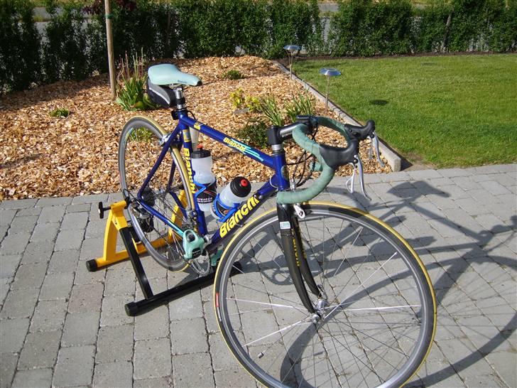 Bianchi mega pro - L ( til salg ) billede 2