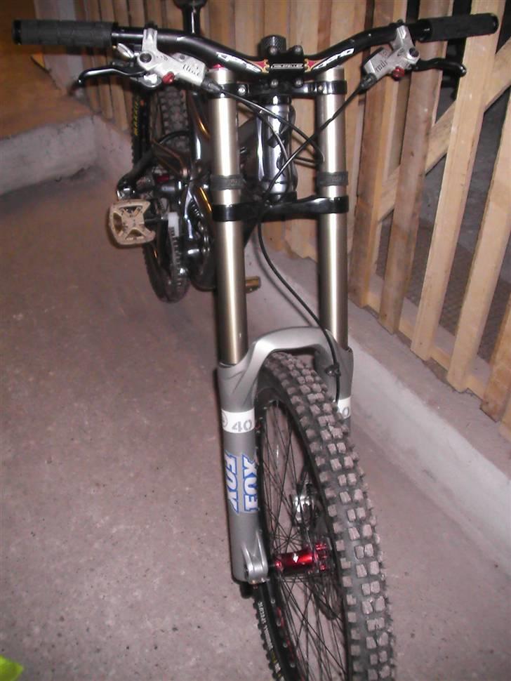 Specialized demo 8 2007"SOLST" billede 3