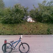 GT Chucker 1,0