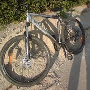 Trek 4300 disc