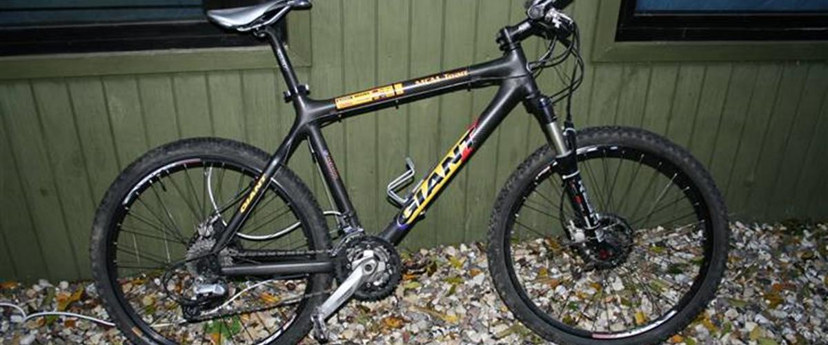 giant mcm team carbon mountain bike