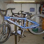 Redline Cruiser
