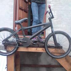 Nishiki twist