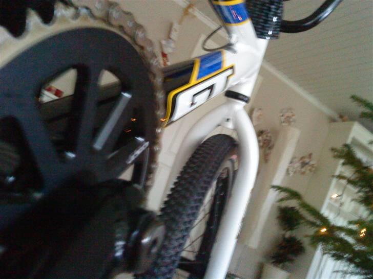 GT Power Series Pro 08 SOLGT billede 13
