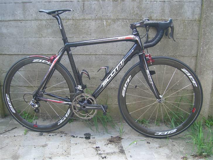 Scott CR1 Pro 08 - Vægten med Zipp målt i Olympiacykler 6,2kg billede 1