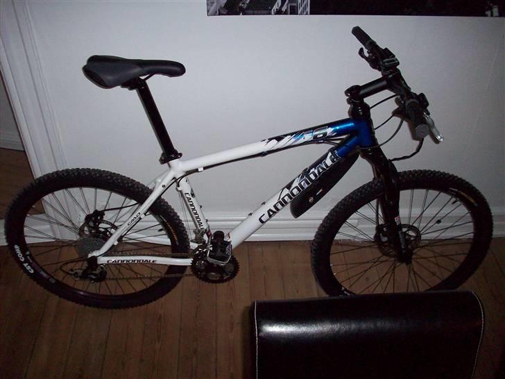 Cannondale F6 Disc Lightning white billede 2