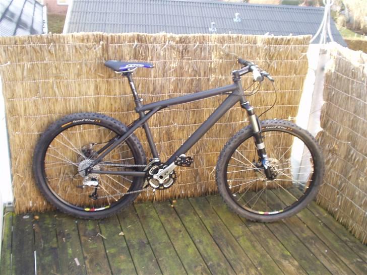 GT zaskar - Her med Deore mekaniske bremser og THE sadel.. billede 1