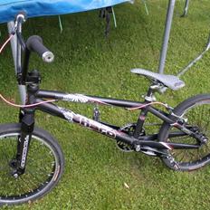 Haro TEAM ISSUE 2009