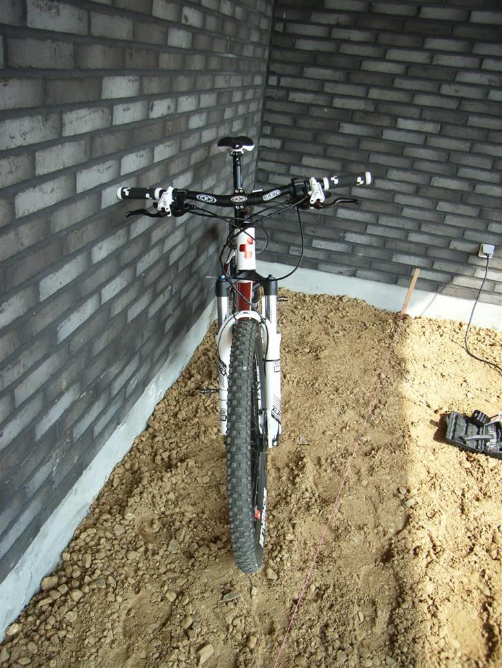 Cube LTD Pro 2009 - SOLGT billede 3