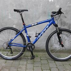 Felt Q650