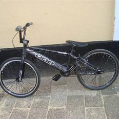 One Bicycles pro 13/8