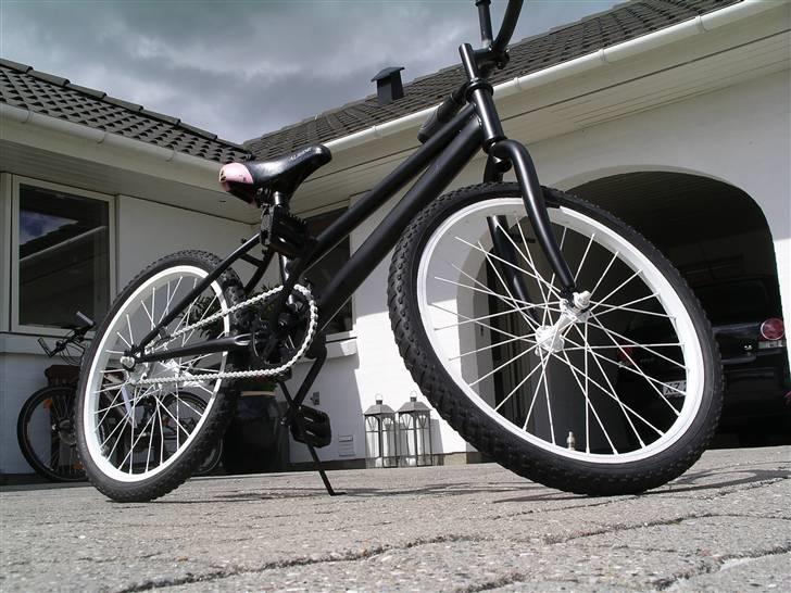 24 Bicycles Evil D.O.C billede 3
