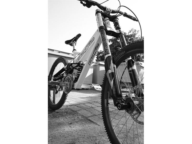 {{currentPhoto.altText}} billede {{currentPhoto.number}}