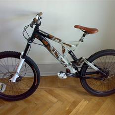 Specialized BigHit FSR I "TIL SALG"