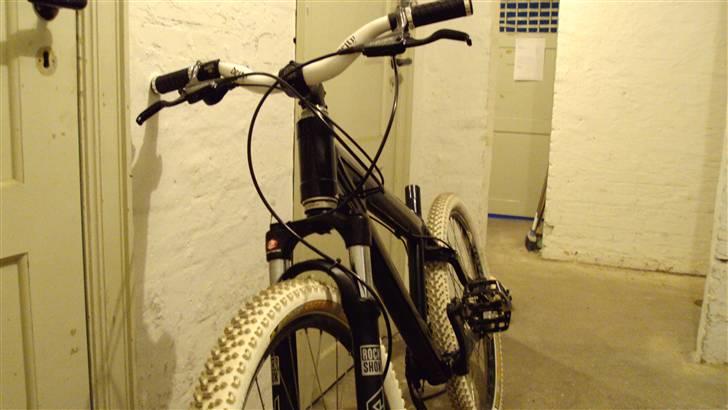 24 Bicycles Pornking 3 solgt billede 2