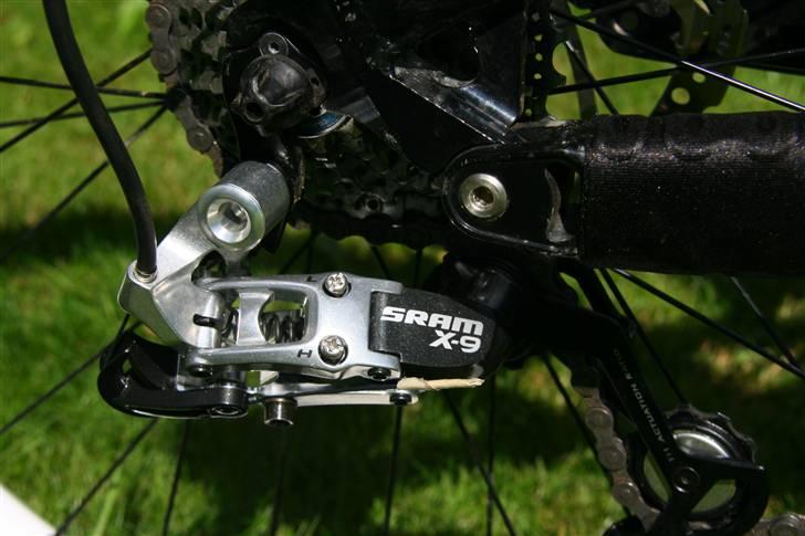 Da Bomb Da Pukka - Solgt billede 6