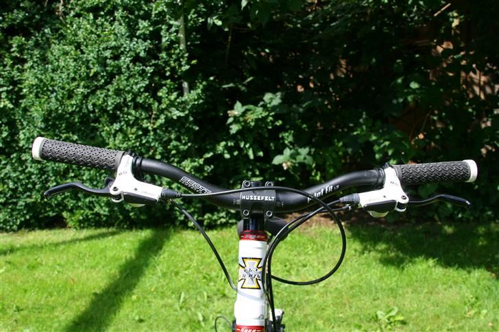 Da Bomb Da Pukka - Solgt billede 9