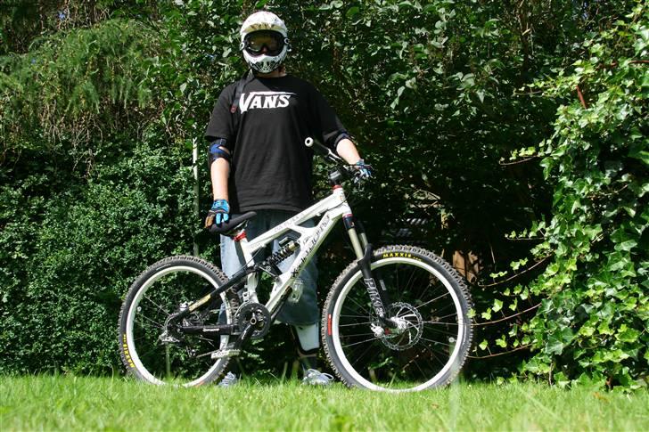 Da Bomb Da Pukka - Solgt billede 16