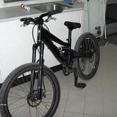 Specialized grom