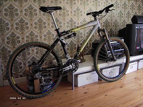 Rocky Mountain Slayer "HotRod" - Håndbygget og signeret... billede 14
