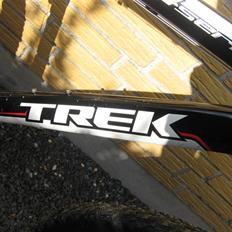 Trek 4200