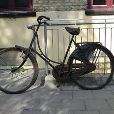 Retro Hunter - 1951