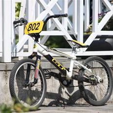 GT GT Power Series Pro 09