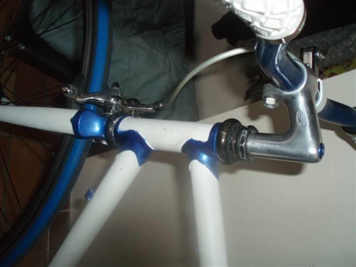 No-Name Riis Fixie TILSALG - Kronrør og styr, og frempind se hvordan samlingerne på stel of forgaffel er lavet billede 10