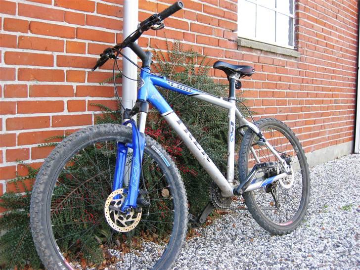 Trek 4300 billede 1