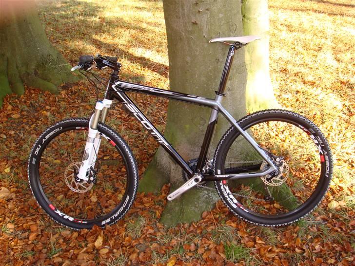 Scott Scale 20 2009 billede 1