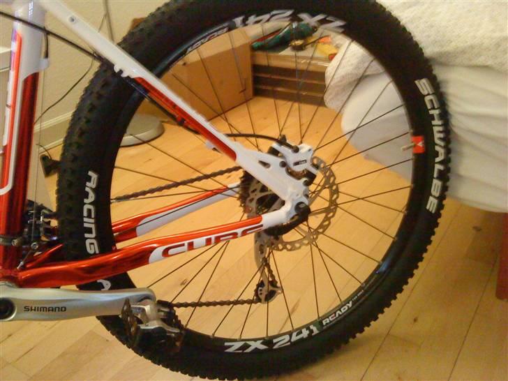 Cube LTD Pro White Candy Red  billede 5