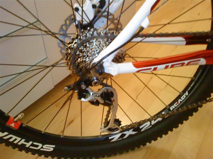 Cube LTD Pro White Candy Red  billede 8