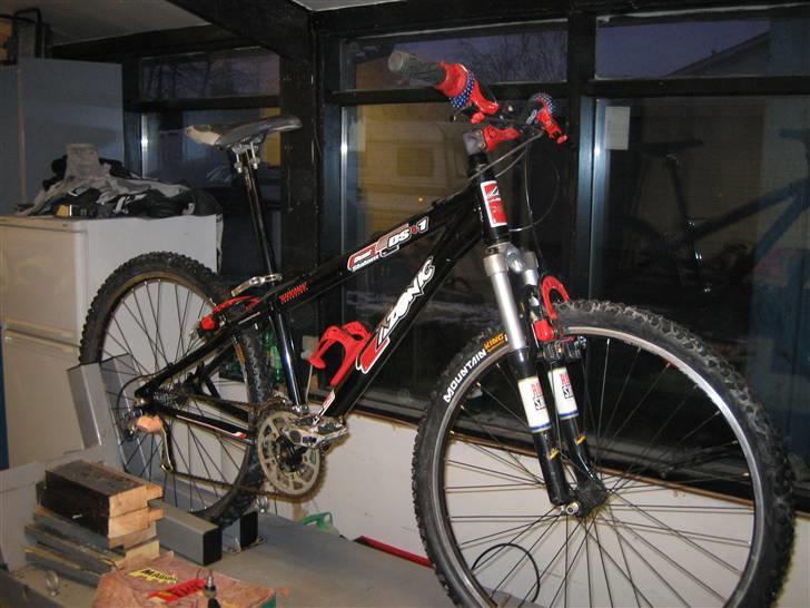 Azonic DS-1 - som den ser ud nu 13/12-09 billede 10