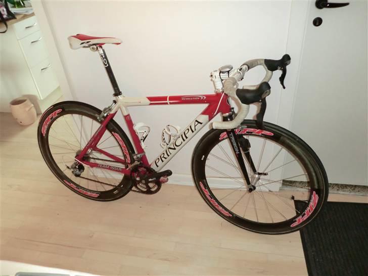 Principia Revolution *Solgt* - Nye klistermærker på Zipp hjulene :) billede 1