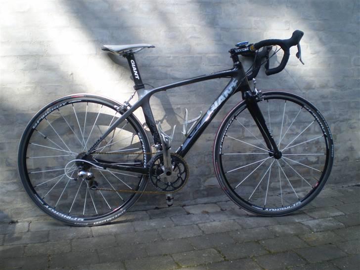 Giant  Defy Advanced  billede 1