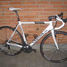 Canyon CF SLX 9.0 Aero CL