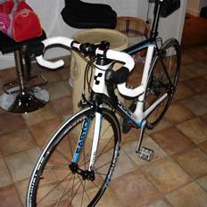 Cube CUBE AGREE GTC RACE COMPA